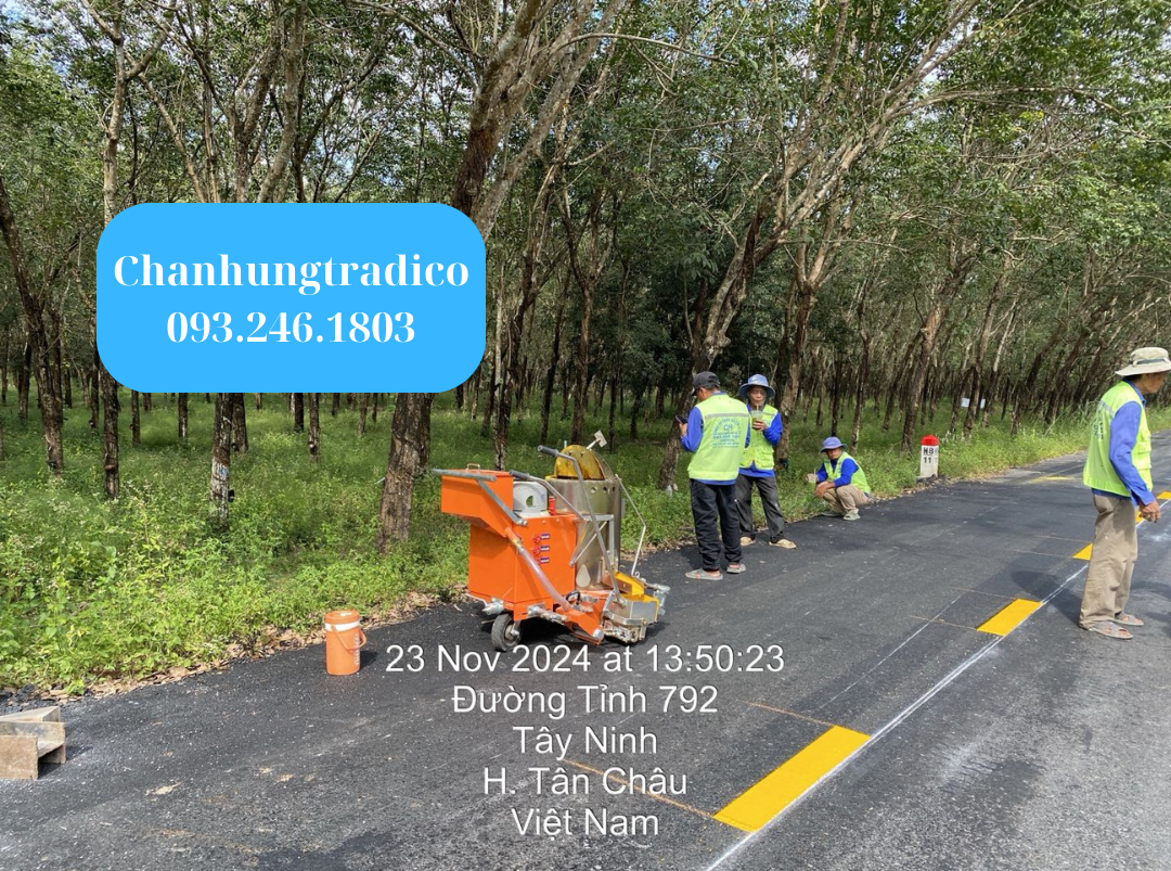 Dịch vụ thi công sơn kẻ vạch đường giao thông